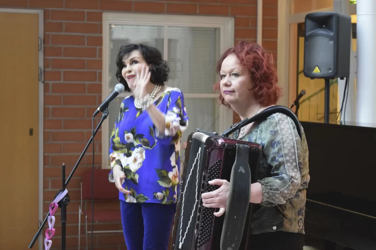 Saga Munkkiniemen asukkaat ja henkilökunta kiittävät