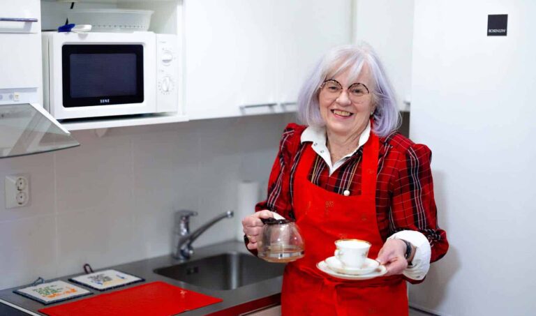 Saga Lakeudenlinna; Hilkka Heiska