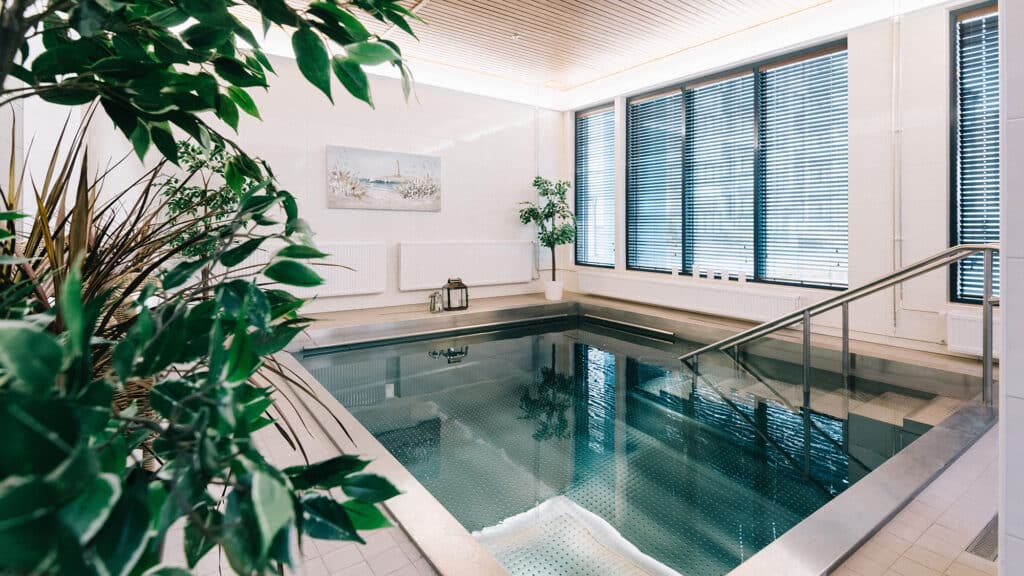 Uima Allas Palvelutalo Saga Lakeudenlinna