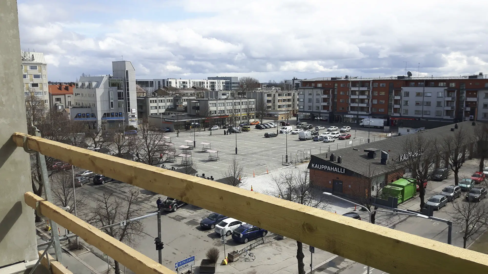 Upea maisema Saga Torilinna palvelutalon yhteisparvekkeelta