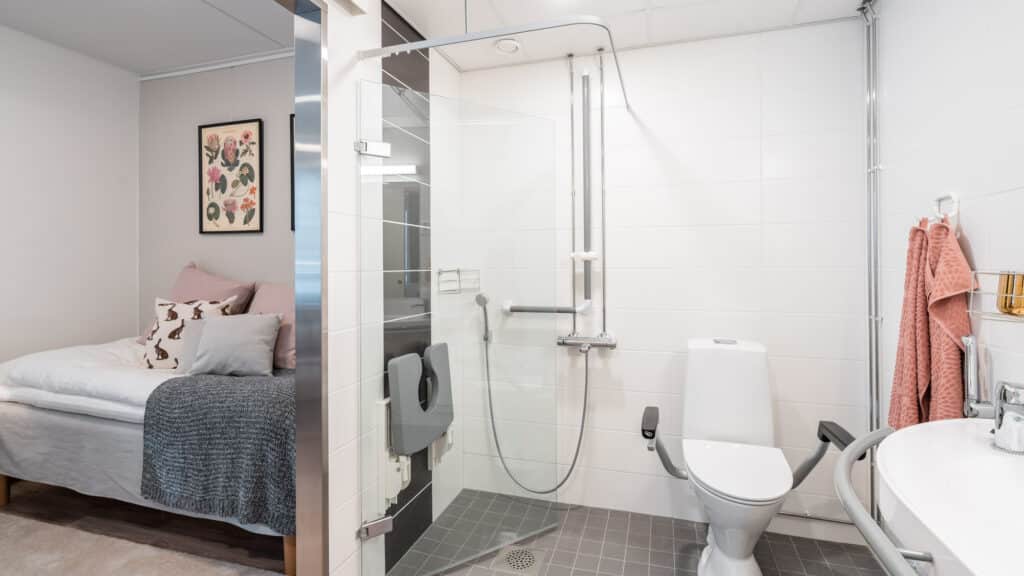 Kaikissa senioriasunnoissa on esteetön kylpyhuone