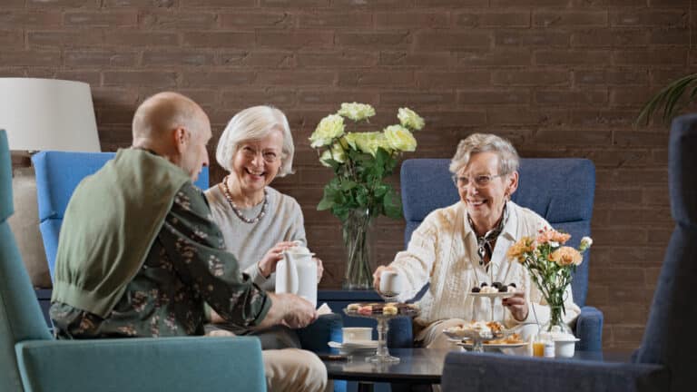 Saga-palvelutalon asukkaat - tule asukkaaksi!