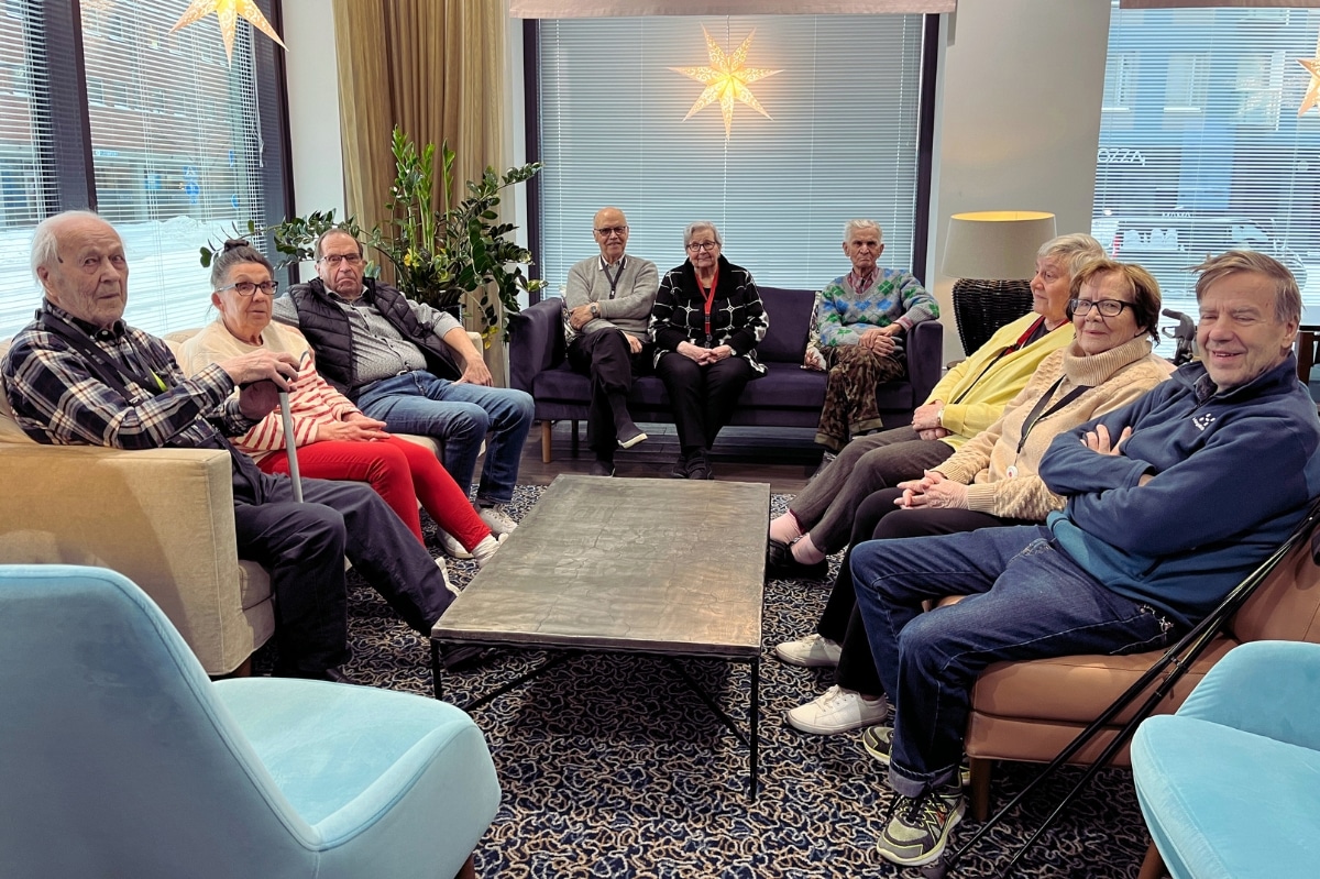 Saga Tammilinnan asukkaat toivottavat onnea ja menestystä uudelle presidentille.
